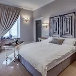 & Palac Hotell Mala Wies