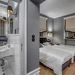 & Palac Hotell Mala Wies