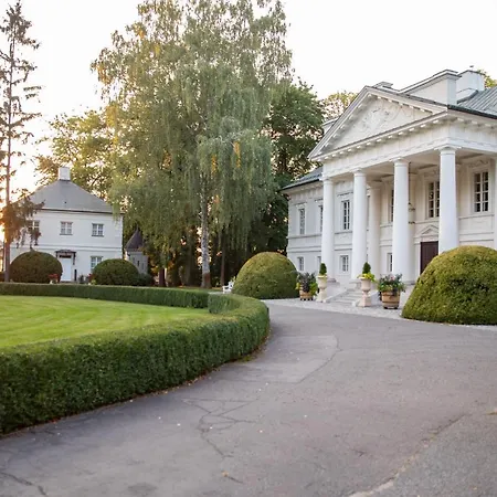 & Palac Hotel Mala Wies