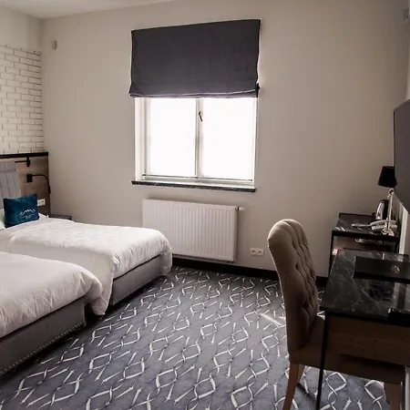 & Palac Hotel