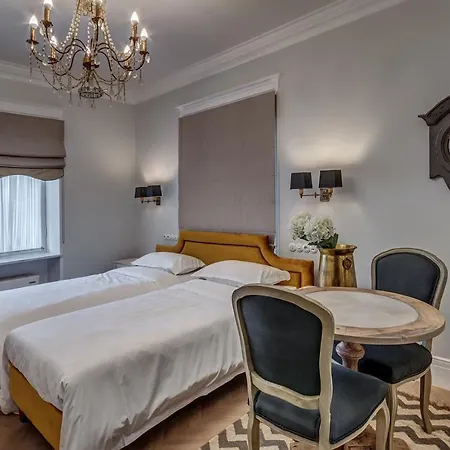 Hotel & Palac Mala Wies
