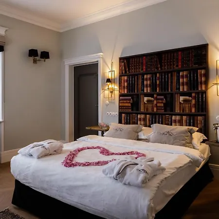 & Palac Hotel Mala Wies
