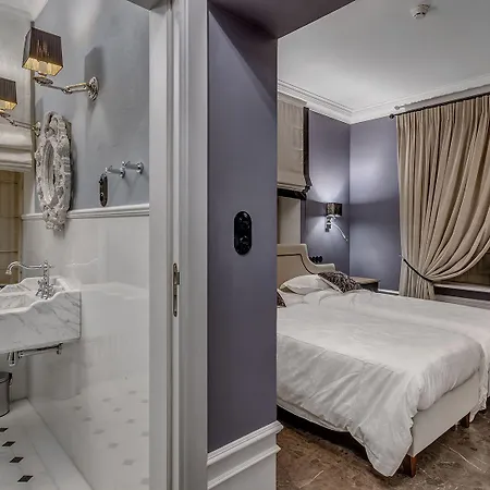 & Palac Hotel