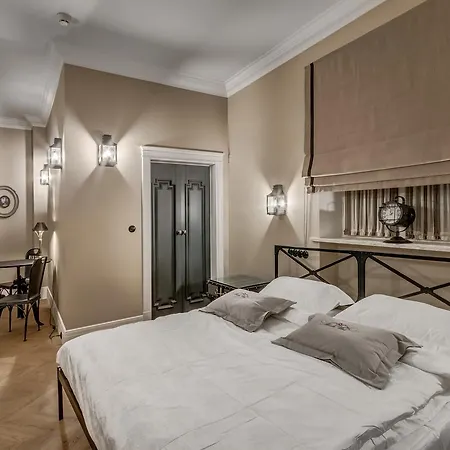Hotel & Palac 4*
