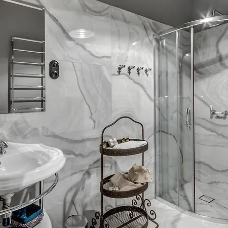 & Palac Hotel 4*