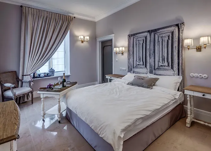 & Palac Hotell Mala Wies