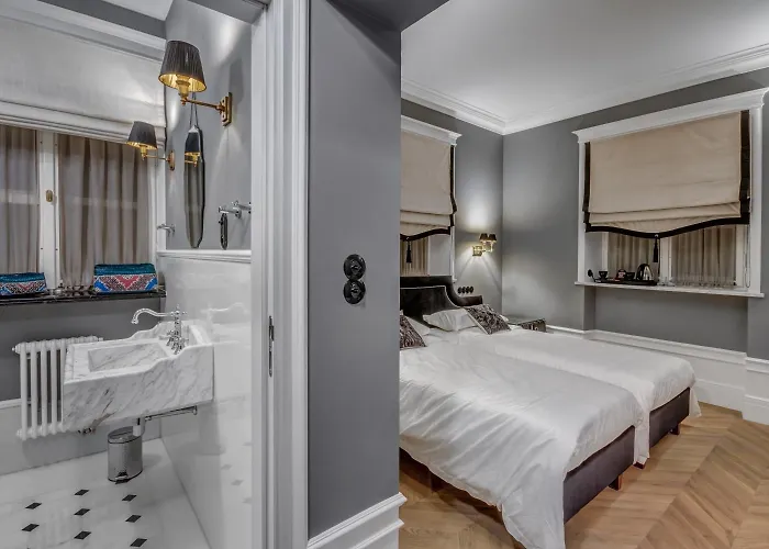 & Palac Hotell Mala Wies