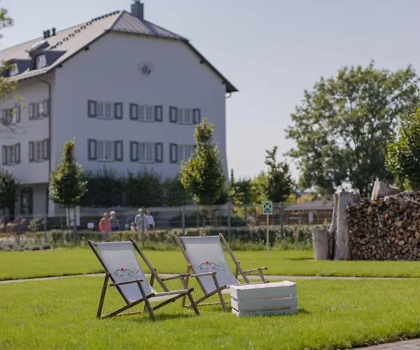 & Palac 4* Mala Wies